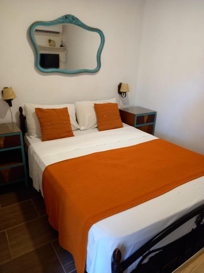 モンテビデオ Stone Wasi Bed & Breakfast エクステリア 写真